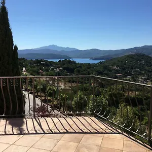 villa-ray.it-tuscanyhotel.com/