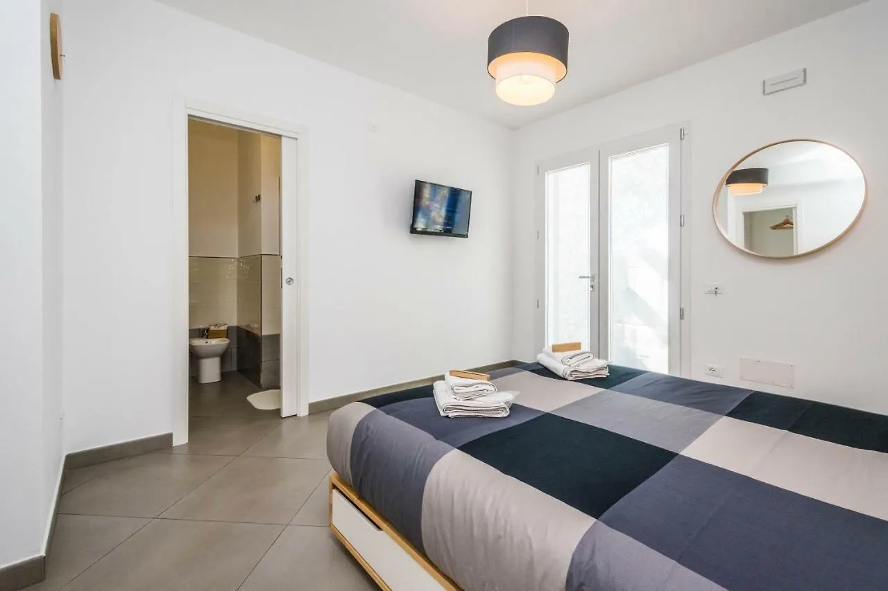 B&B Lo&G Lascari