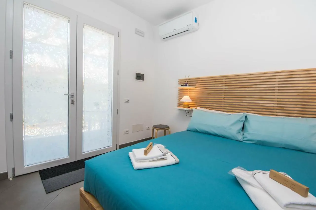B&B Lo&G Lascari Bed & Breakfast