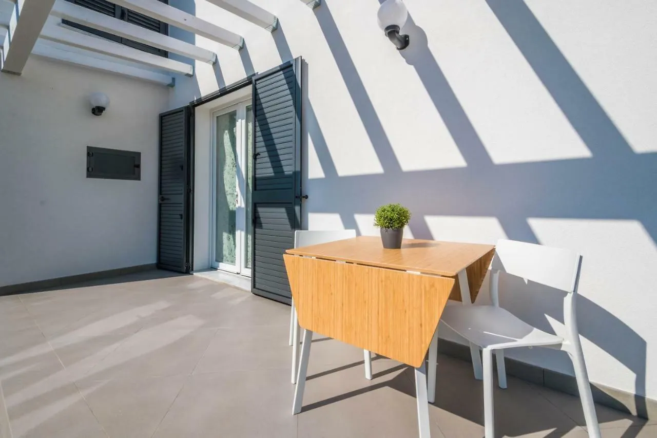 Bed & Breakfast B&B Lo&G Lascari Italia